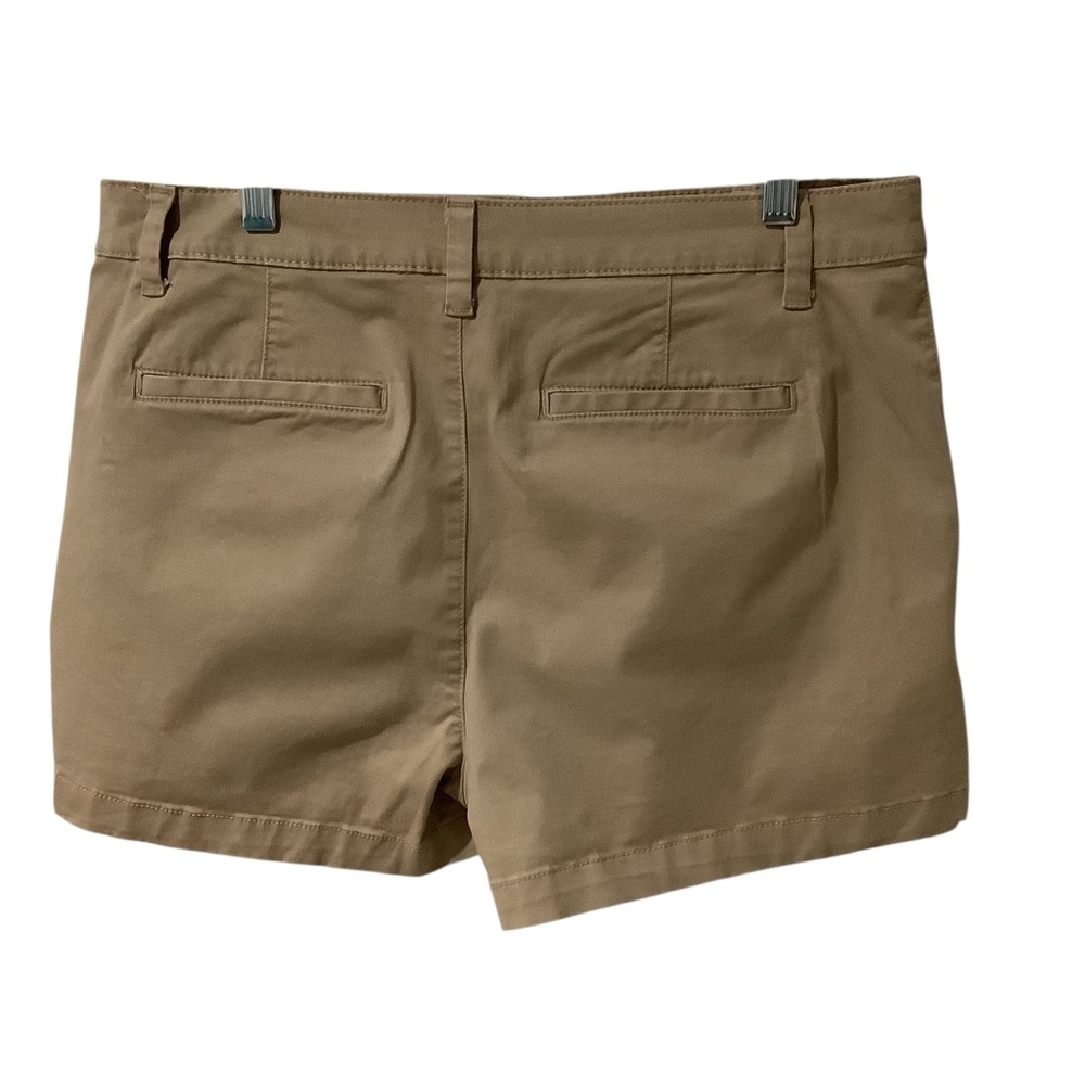a new day Bundle of 2 Women's Tan and Gray Cargo Shorts WORN ONCE - Picture 9 of 16